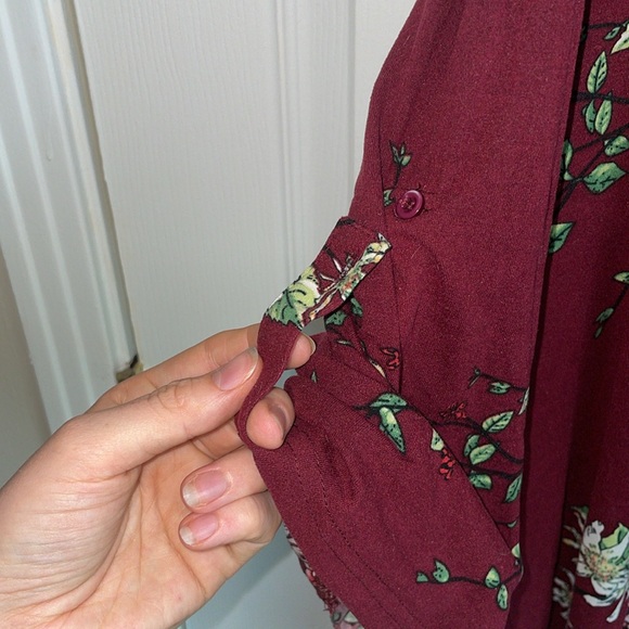 A. Jesdani 3X maroon floral top - Picture 3 of 4